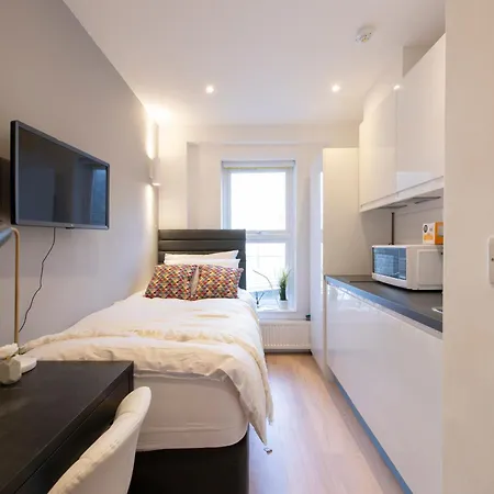 Tiny Yet Perfect Studio Apartment London Exterior photo